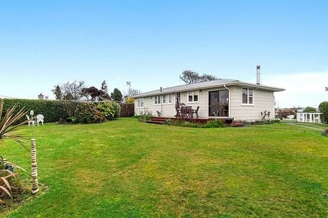 Photo of property in 1 Ngatuku Place, Tokoroa, 3420