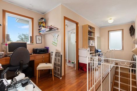 Photo of property in 25 Carey Street, Maeroa, Hamilton, 3200