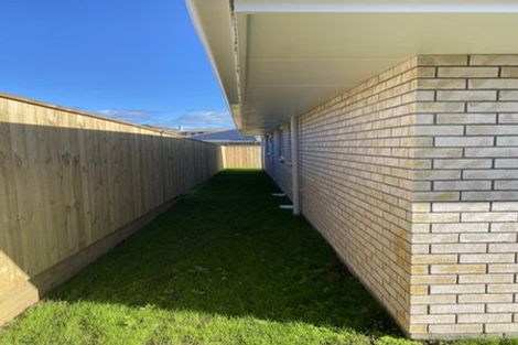 Photo of property in 28f Paritutu Road, Spotswood, New Plymouth, 4310