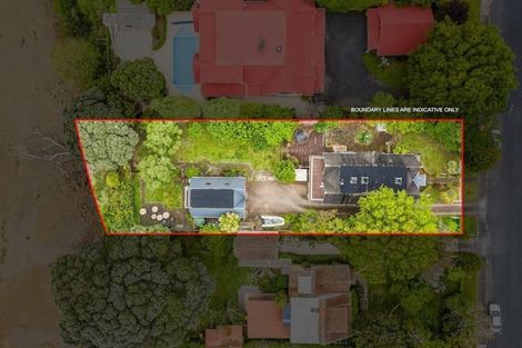 Photo of property in 17 Norwood Road, Bayswater, Auckland, 0622