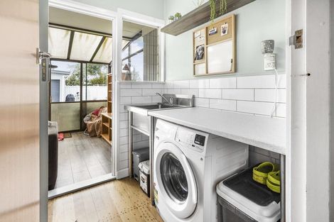 Photo of property in 1 Kingsley Street, St Andrews, Hamilton, 3200