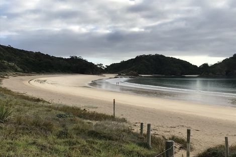 Photo of property in 642 Matapouri Road, Matapouri, Whangarei, 0173