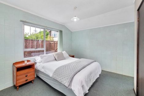 Photo of property in 1/18 Matuhi Rise, Henderson, Auckland, 0612