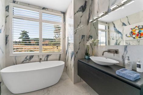 Photo of property in 16 The Fairways, Kinloch, Taupo, 3377