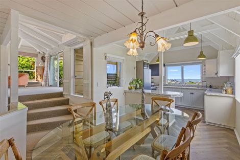 Photo of property in 673 East Coast Road, Browns Bay, Auckland, 0630