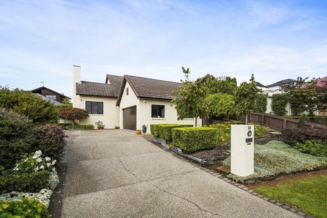 Photo of property in 28 Waipuna Place, Rototuna, Hamilton, 3210