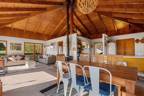 Photo of property in 32 Aoturoa Avenue, Rotoiti Forest, Rotorua, 3074