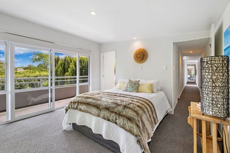 Photo of property in 1/17 Kotare Street, Fendalton, Christchurch, 8041