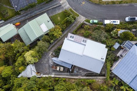 Photo of property in 29 Seaview Crescent, Picton, 7220