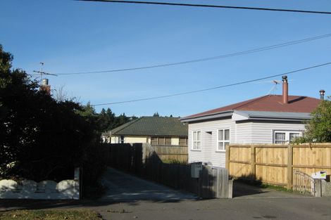 Photo of property in 129 Bowhill Road, New Brighton, Christchurch, 8083