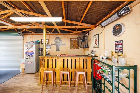 Photo of property in 19 Seddon Street, Takaro, Palmerston North, 4412