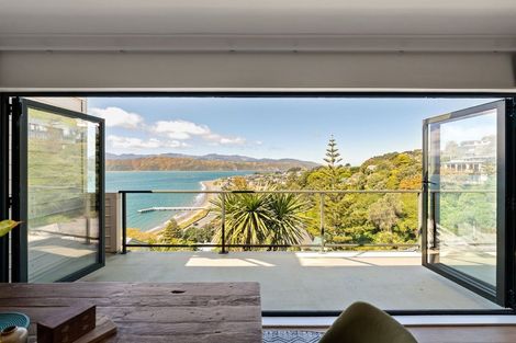 Photo of property in 29b Newport Terrace, Seatoun, Wellington, 6022