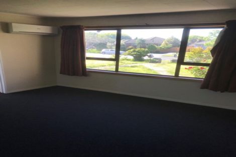 Photo of property in 39 Bentley Street, Russley, Christchurch, 8042