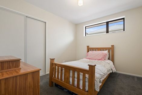 Photo of property in 1 Farm Lane, Parklands, Christchurch, 8083