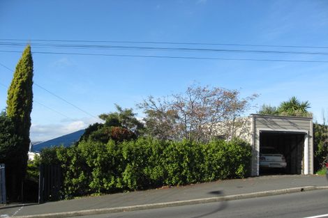 Photo of property in 33 Easther Crescent, Kew, Dunedin, 9012