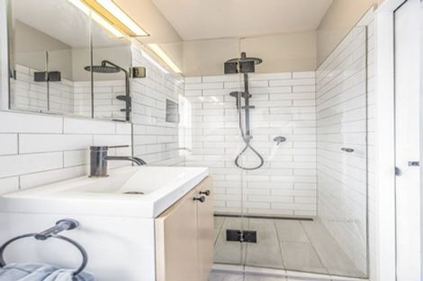 Photo of property in 31 Kapiti Crescent, Titahi Bay, Porirua, 5022