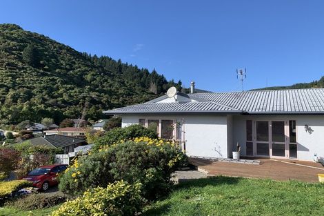 Photo of property in 22 Clifford Avenue, Bishopdale, Nelson, 7011