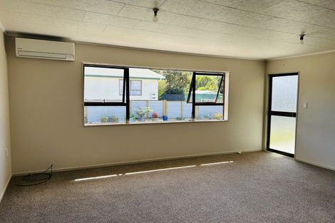 Photo of property in 20 Doctors Hill Road, Maungaturoto, 0520