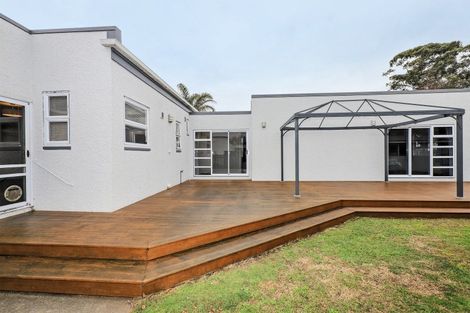 Photo of property in 26 Logan Avenue, Marewa, Napier, 4110