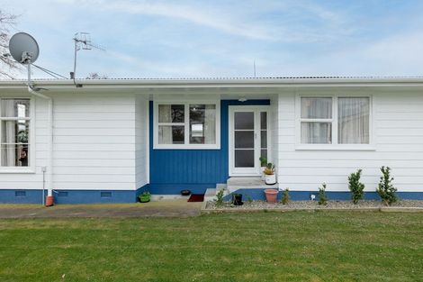 Photo of property in 19 Halswell Crescent, Westbrook, Palmerston North, 4412