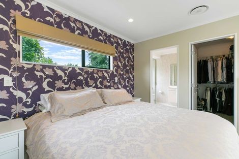 Photo of property in 15 Lockhart Place, Rototuna, Hamilton, 3210