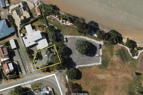 Photo of property in 2 Martin Street, Monaco, Nelson, 7011