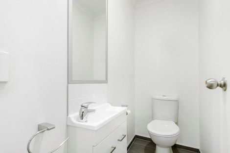 Photo of property in 33 Alliance Lane, Papakura, 2110