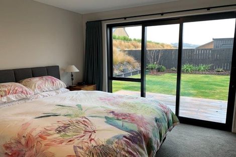 Photo of property in 43 Obelisk Street, Wanaka, 9305