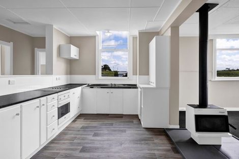 Photo of property in 20 Cambridge Street, Patea, 4520