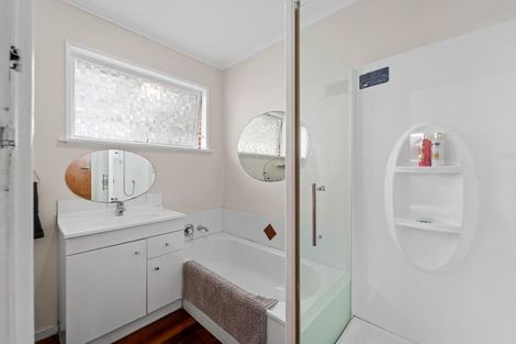 Photo of property in 125 Waimumu Road, Massey, Auckland, 0614