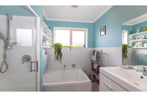 Photo of property in 45 Royal Park Drive, Parklands, Christchurch, 8083