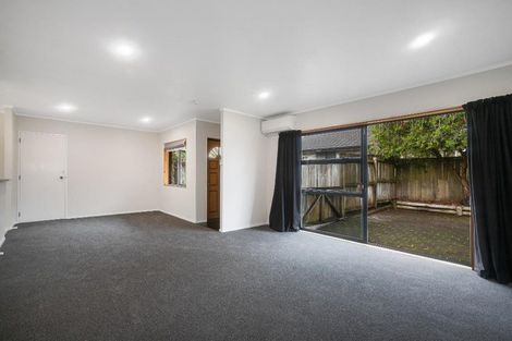 Photo of property in 17a Alberta Street, Point Chevalier, Auckland, 1022