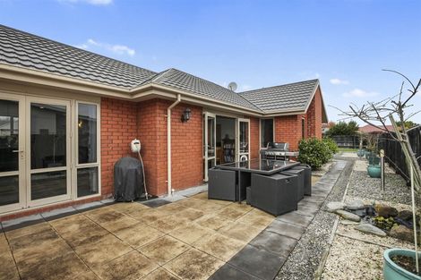 Photo of property in 22 Havana Gardens, Shirley, Christchurch, 8052