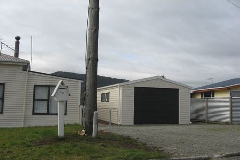 Photo of property in 70 Ranfurly Street, Runanga, 7803