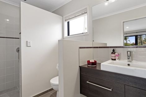 Photo of property in 5 Ohope Place, Papamoa Beach, Papamoa, 3118