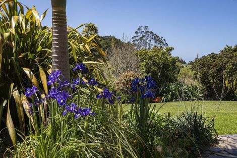 Photo of property in 96 Franklin Road, Parua Bay, 0192