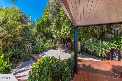 Photo of property in 3 Onewa Road, Northcote, Auckland, 0627