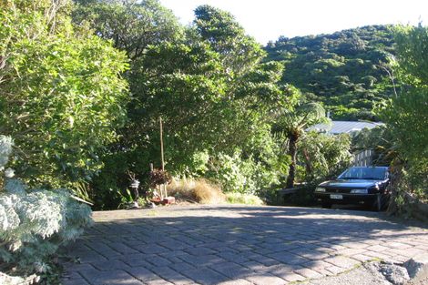 Photo of property in 19 Huntleigh Park Way, Ngaio, Wellington, 6035