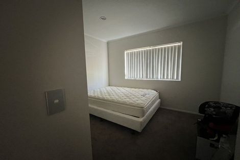 Photo of property in 99 Flat Bush School Road, Flat Bush, Auckland, 2019