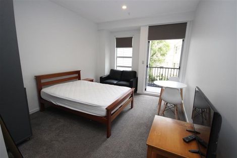 Photo of property in 25a Rutland Road, Stanley Point, Auckland, 0624