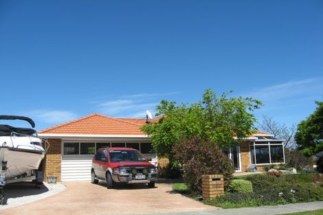 Photo of property in 2 Caroline Place, Stoke, Nelson, 7011