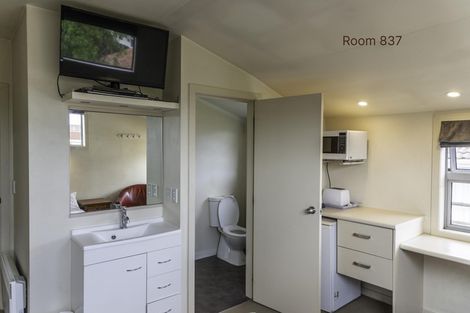 Photo of property in 57 Duke Street, North Dunedin, Dunedin, 9016