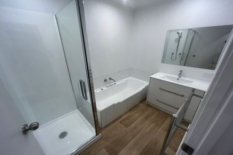 Photo of property in 2/19 Gulf Crest, Bucklands Beach, Auckland, 2012