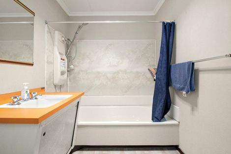 Photo of property in 2a Runciman Street, Green Island, Dunedin, 9018