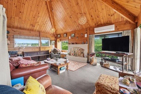 Photo of property in 63 Kayelene Place, Omokoroa, 3114