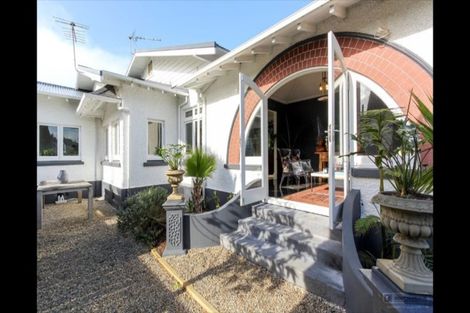 Photo of property in 21 Watson Street, Strandon, New Plymouth, 4312