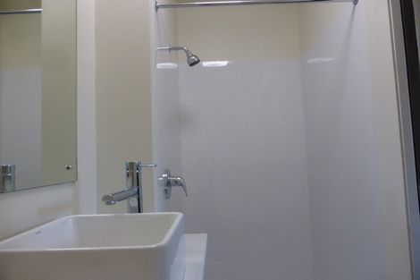 Photo of property in Sharella Living, 20 Glenmore Street, Thorndon, Wellington, 6011