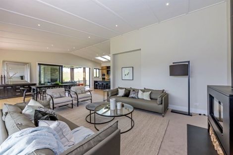 Photo of property in 331 Pukapuka Road, Pohuehue, Warkworth, 0983