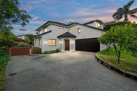 Photo of property in 81 Mt Lebanon Crescent, The Gardens, Auckland, 2105
