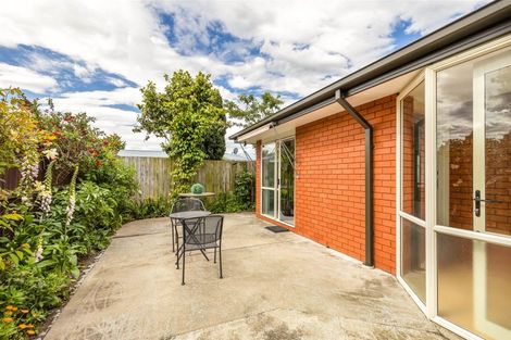 Photo of property in 124a Maidstone Road, Ilam, Christchurch, 8041